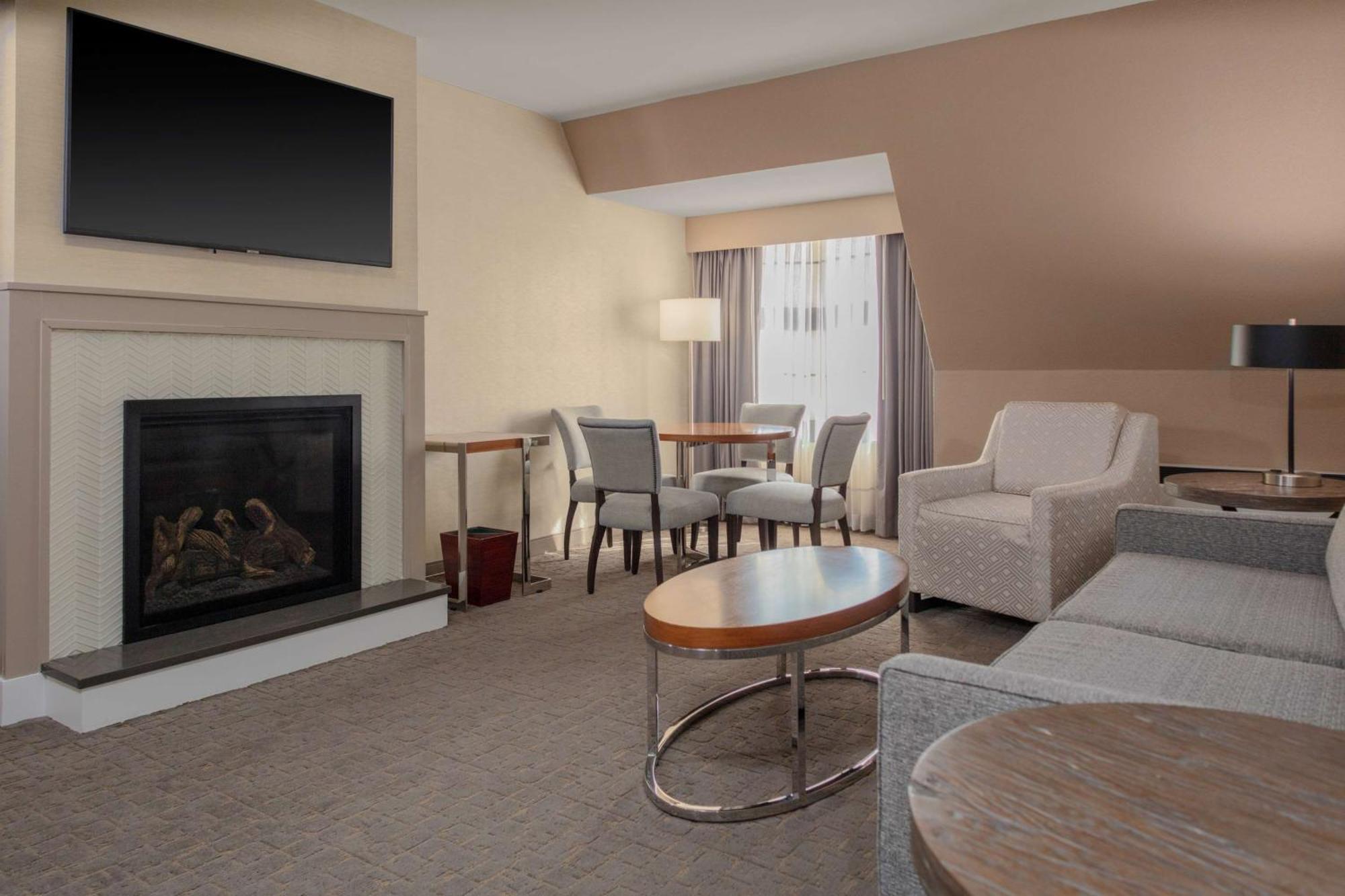 Doubletree By Hilton Hotel Burlington Vermont Екстериор снимка