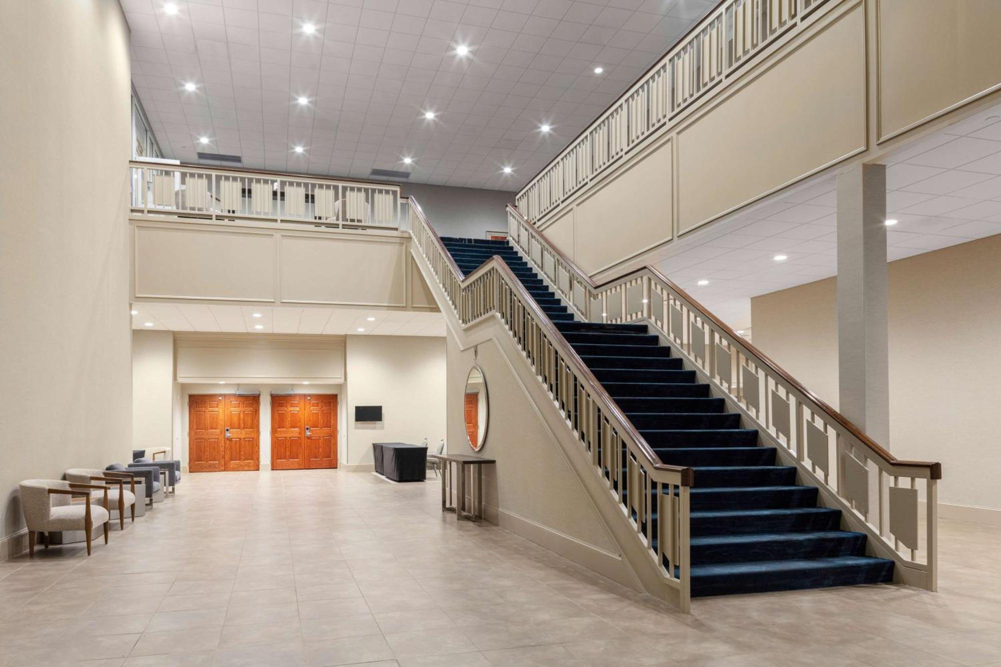 Doubletree By Hilton Hotel Burlington Vermont Екстериор снимка