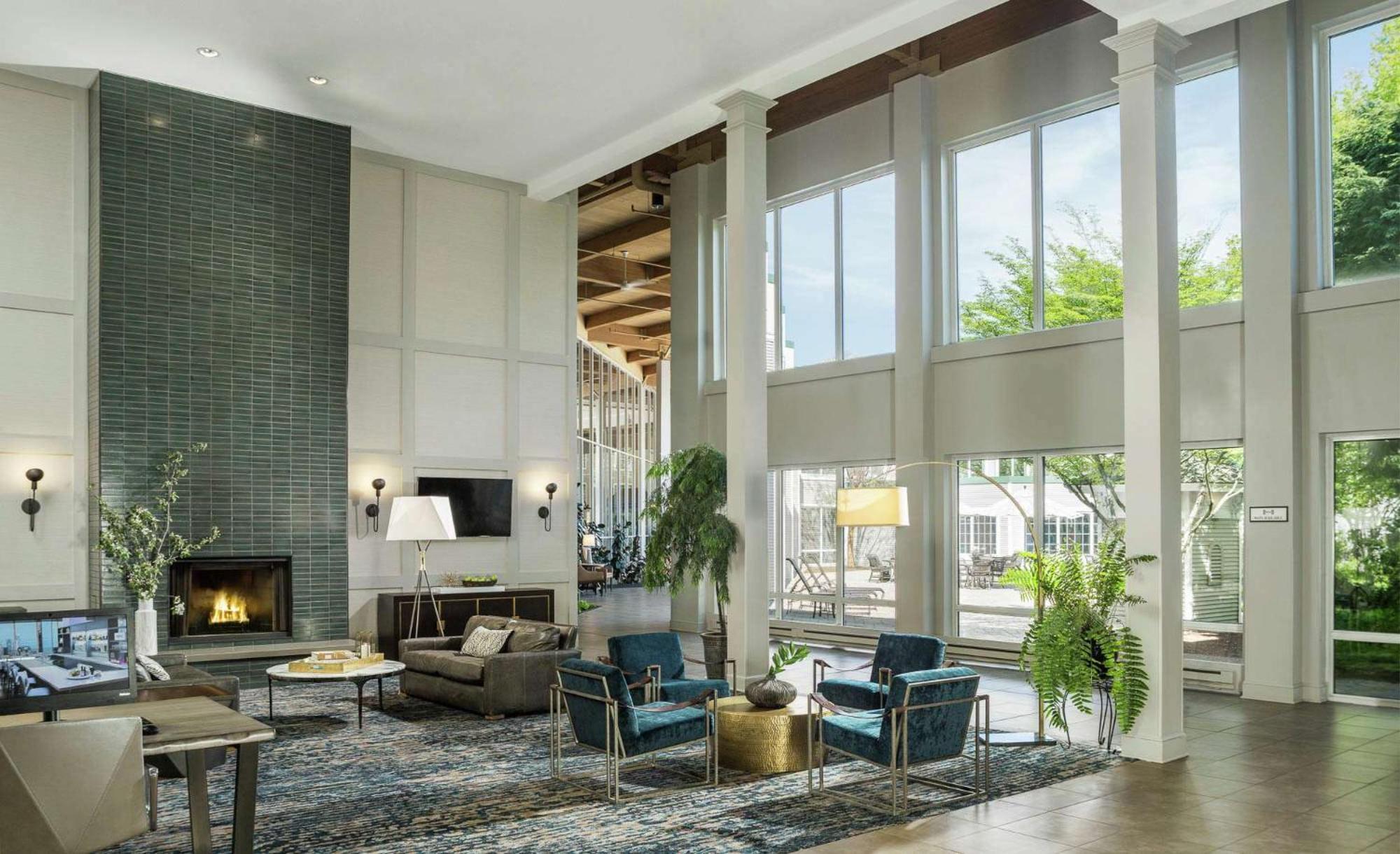 Doubletree By Hilton Hotel Burlington Vermont Екстериор снимка