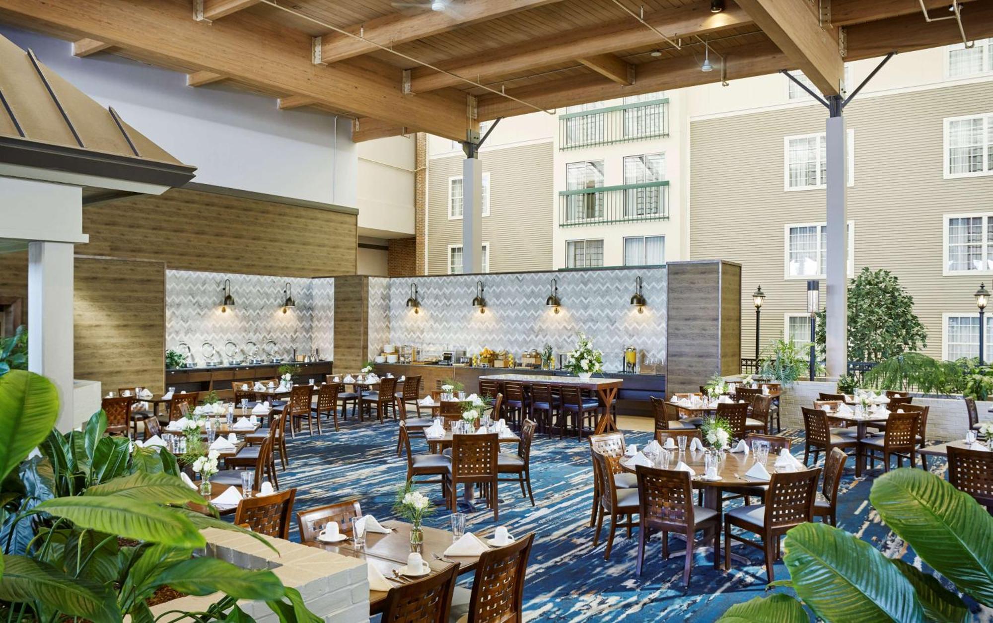Doubletree By Hilton Hotel Burlington Vermont Екстериор снимка