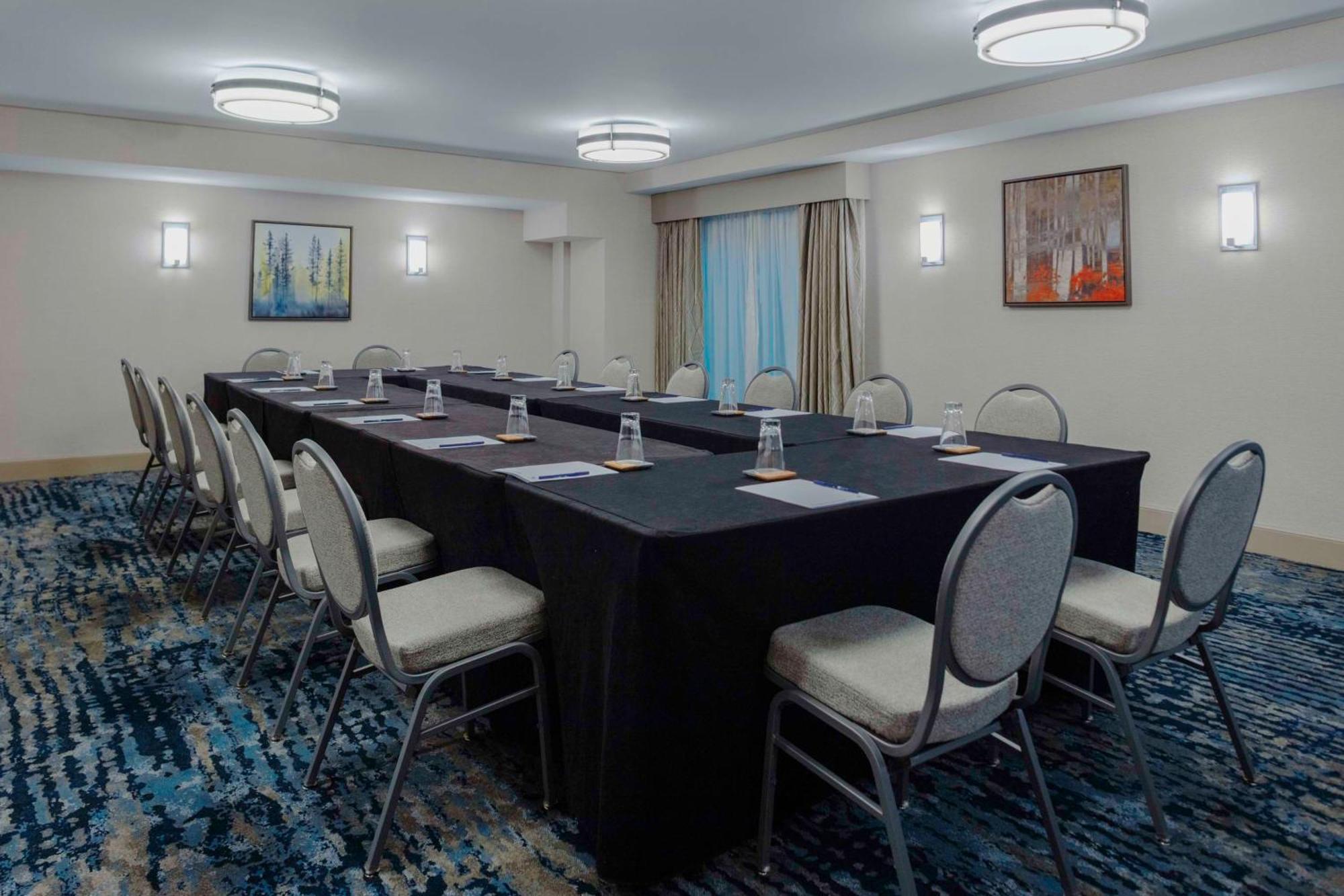Doubletree By Hilton Hotel Burlington Vermont Екстериор снимка