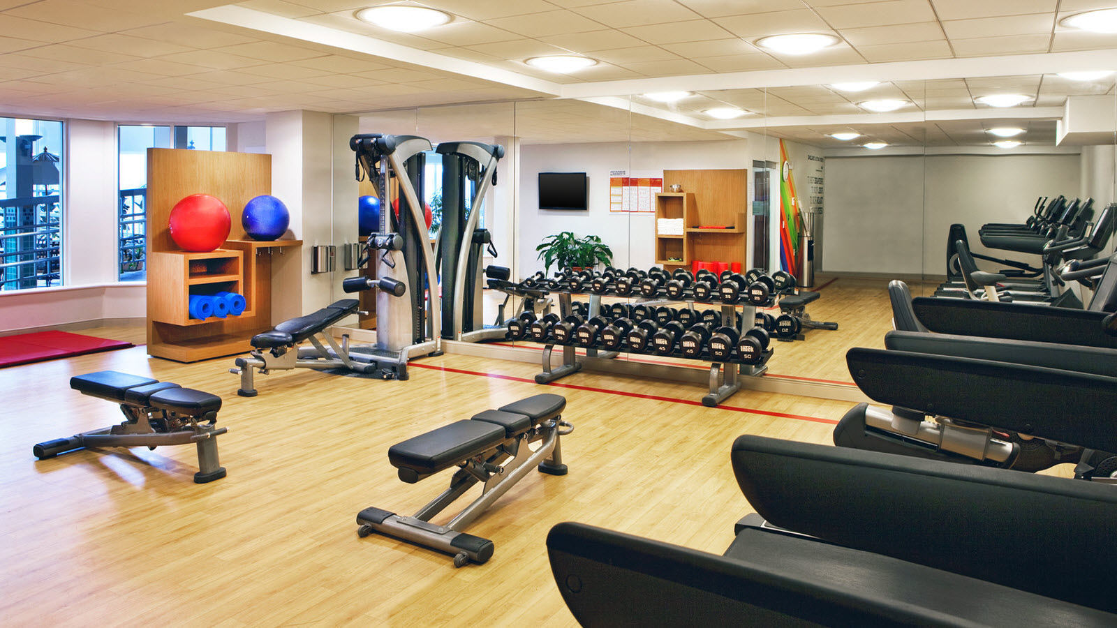 Doubletree By Hilton Hotel Burlington Vermont Съоръжения снимка