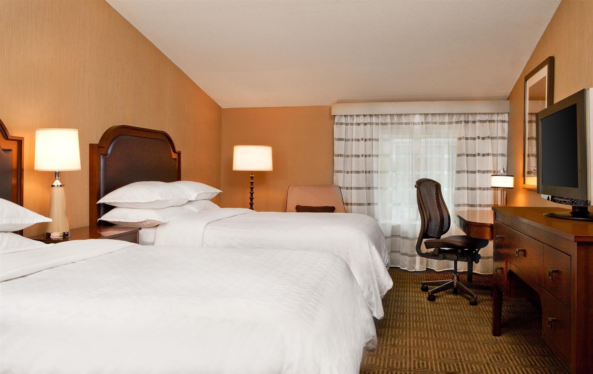 Doubletree By Hilton Hotel Burlington Vermont Екстериор снимка
